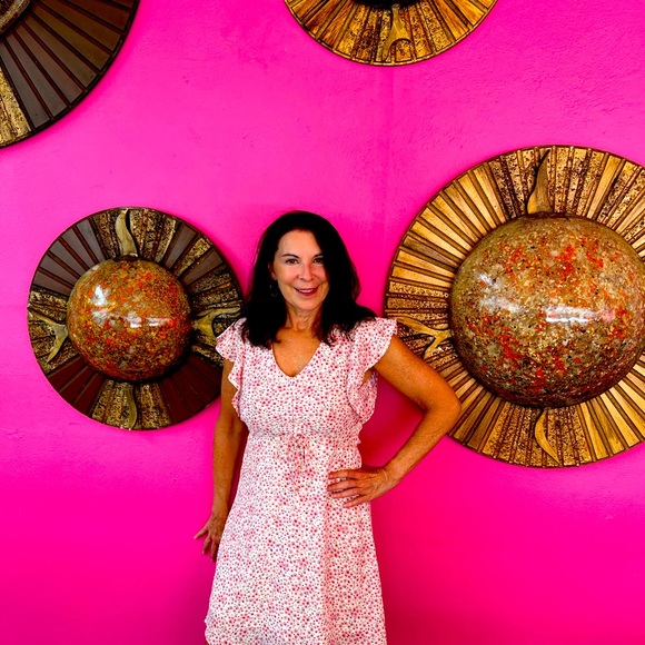 Meet your Posher, Mari - Picture 1 of 1